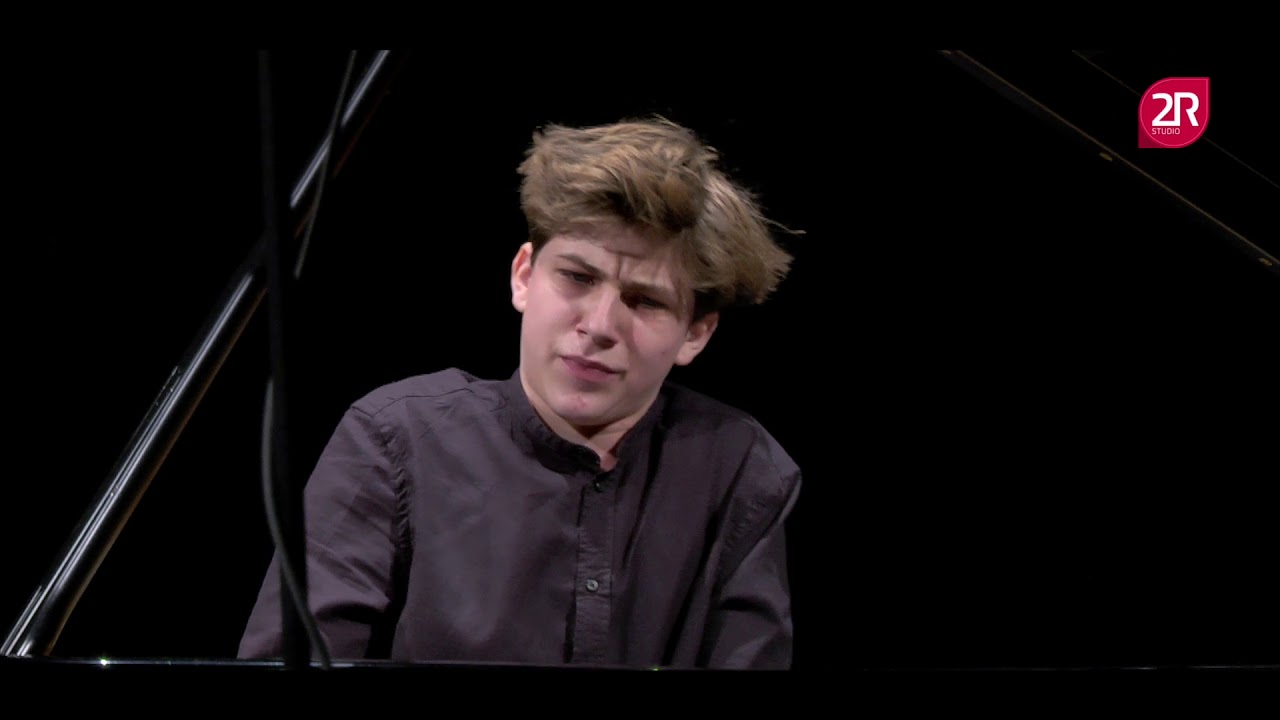 Jan Nikovic (Croazia) - I Premio assoluto Categoria C - Concorso pianistico 