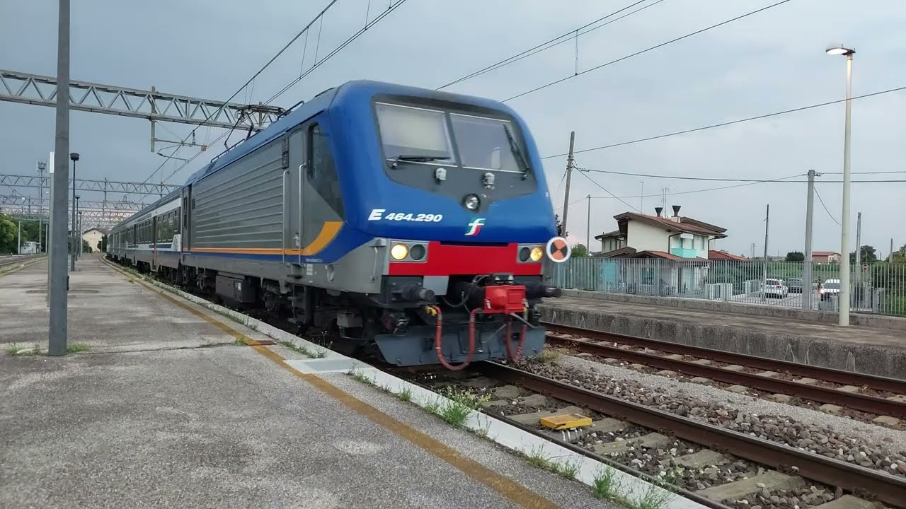 Latisana station Italian trains stacja we Włoszech Trenitalia Italo Frecciarossa