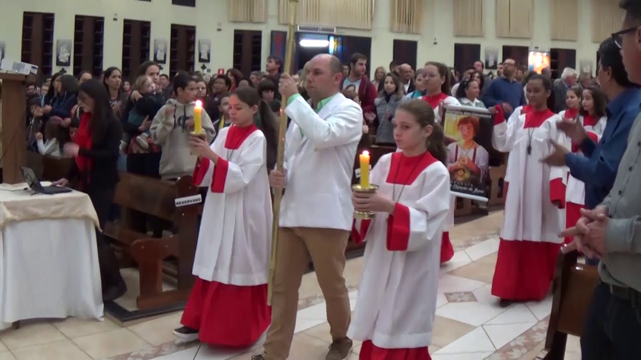 Canto de Entrada - Missa de Investidura de Novos Coroinhas e Dia do Catequista (25.08.2018)