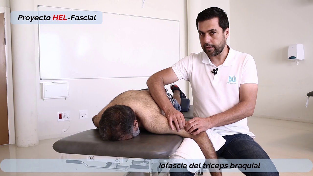 Maniobra 7/10. Fricción transversa sobre la miofascia del músculo tríceps braquial.