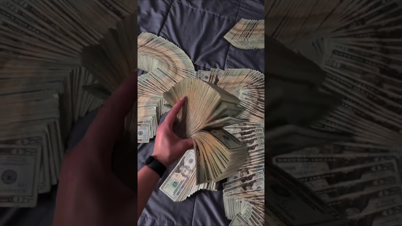 Bundles Of Cash In Dollars #money #dollars #cash