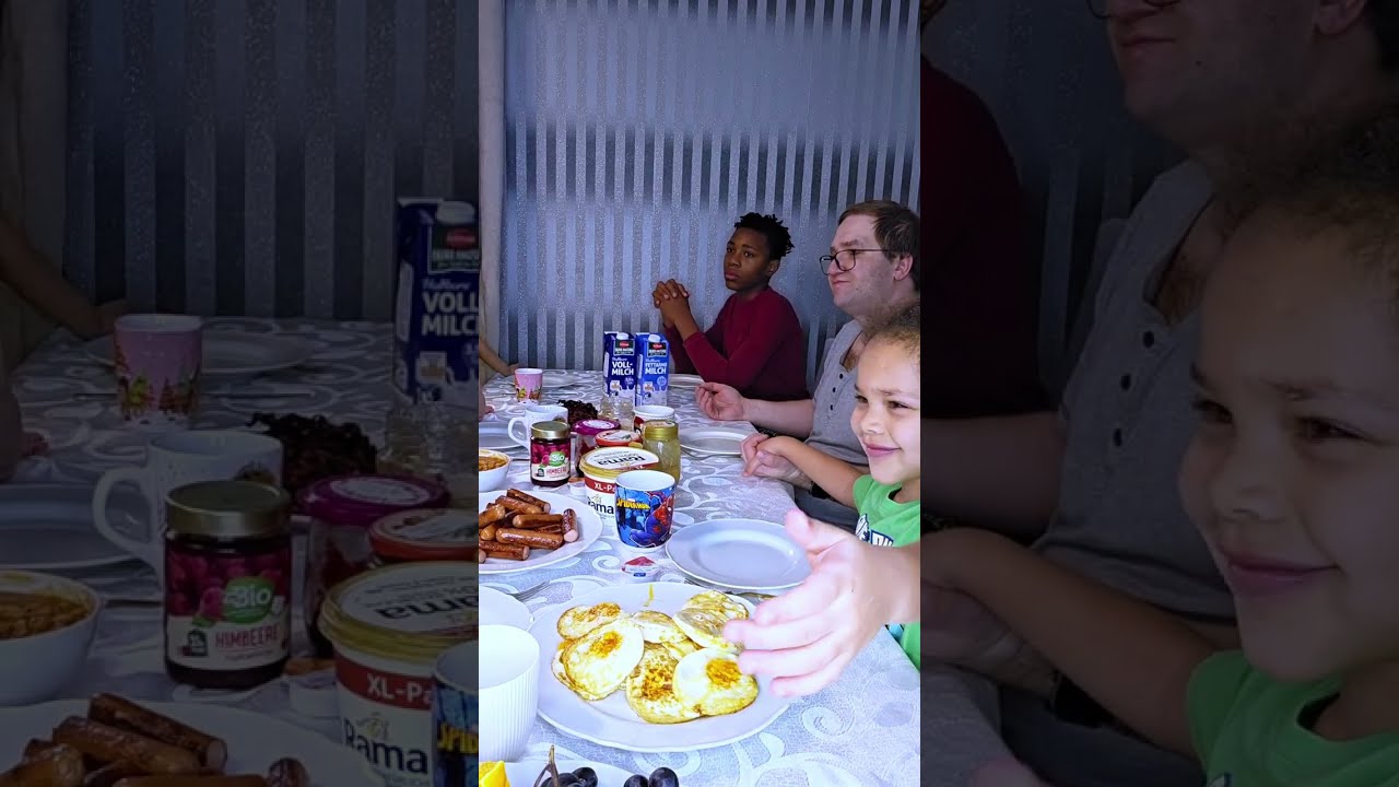 Breakfast with us as a family of 7 | Today Sunday mom made a spontaneous breakfast for everyone 😋