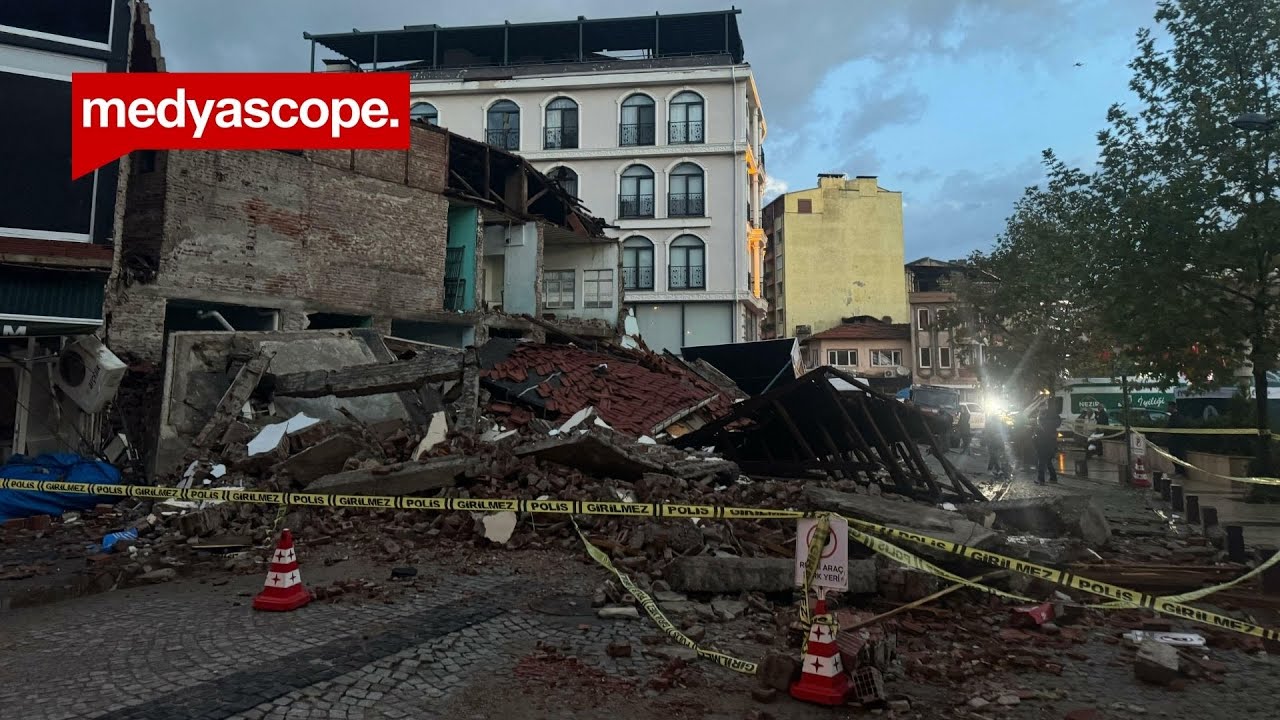 Balıkesir Sındırgı&rsquo;da 6.1'lik depremin ardından zor saatler: Yağmur durmadı, halk gece boyu uyumadı!