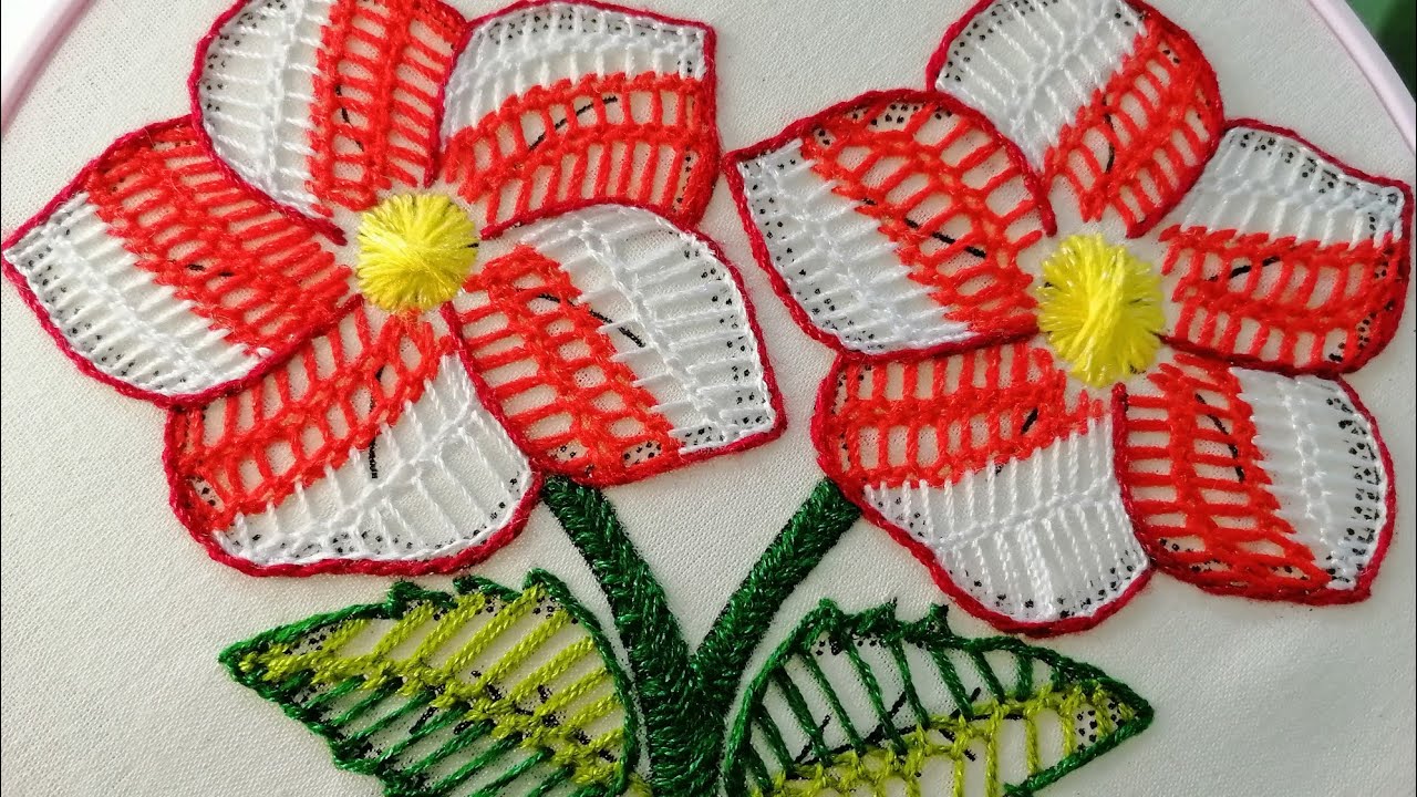 Nueva puntada!! intercalada para rellenar flores.. 🌺