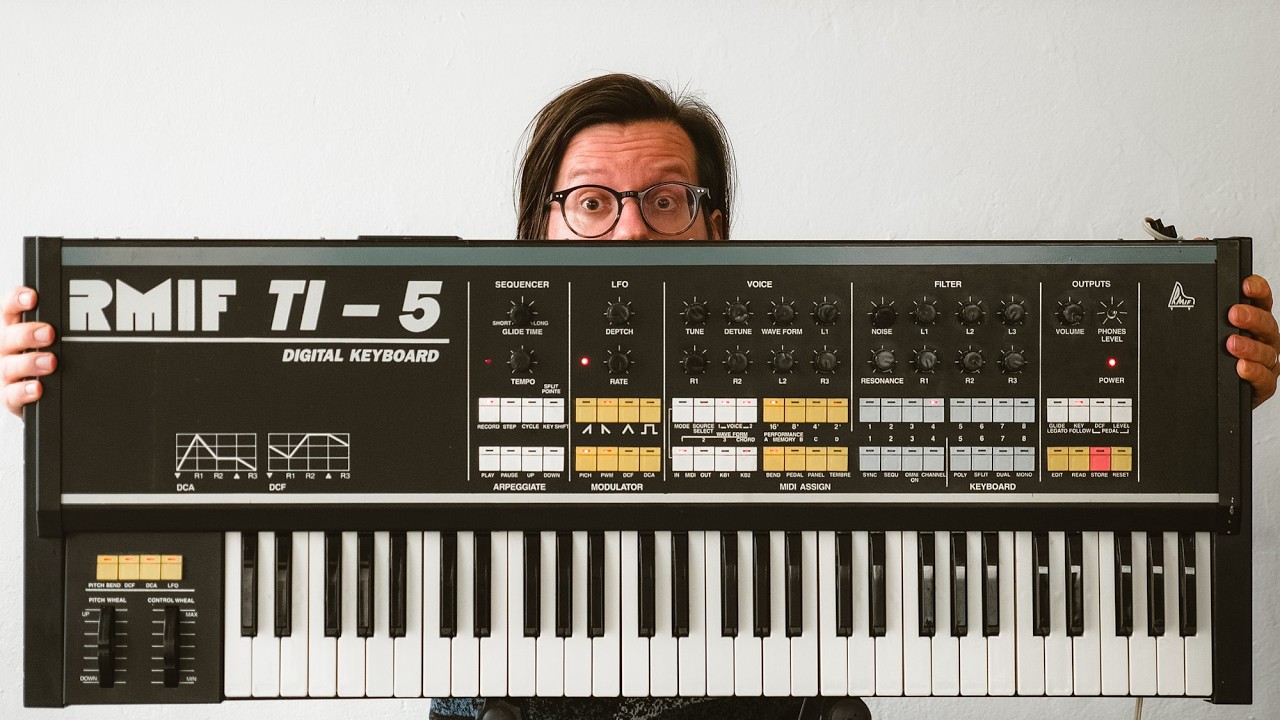 The Broken Beauty of the Forgotten RMIF TI-5 Synthesizer