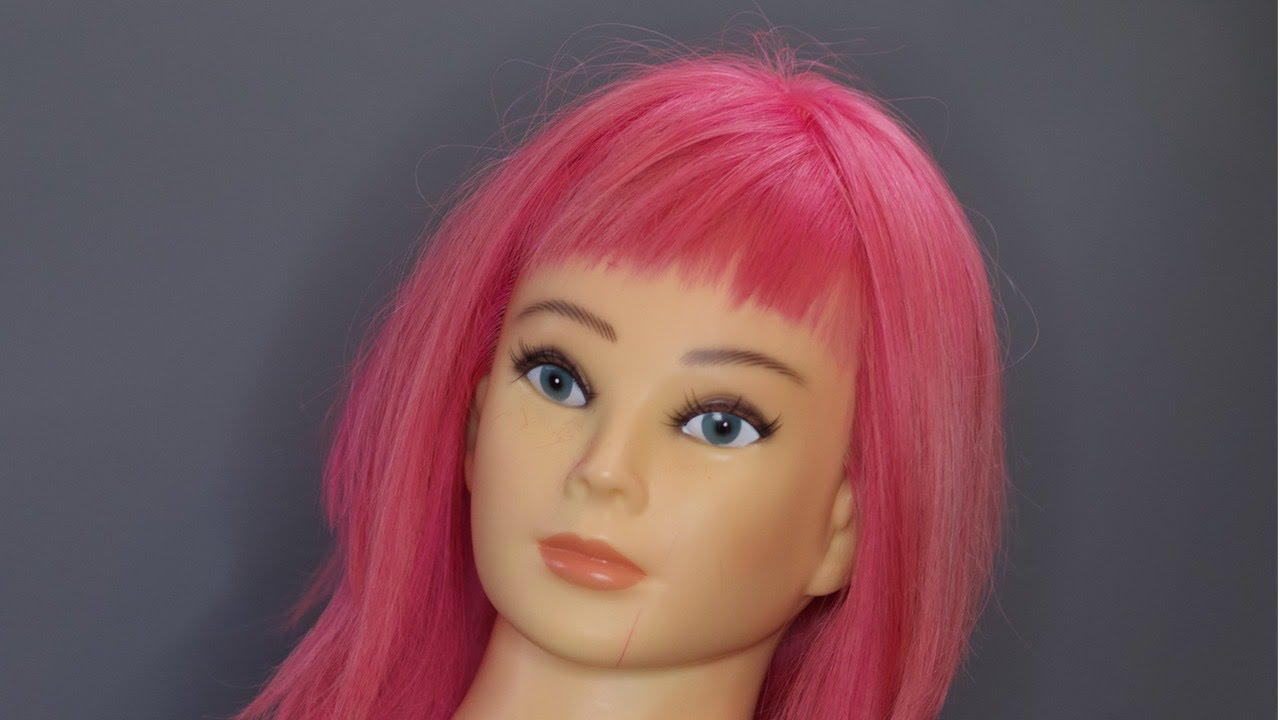 Learn how to cut a short pixie fringe/ bang