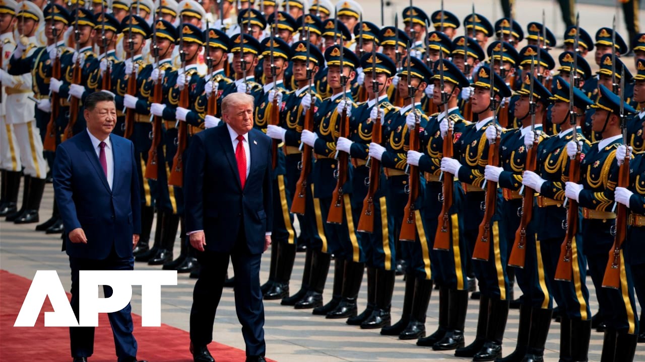 Трамп и Си Цзиньпин инспектируют китайские войска во время торжественной церемонии в Пекине | APT