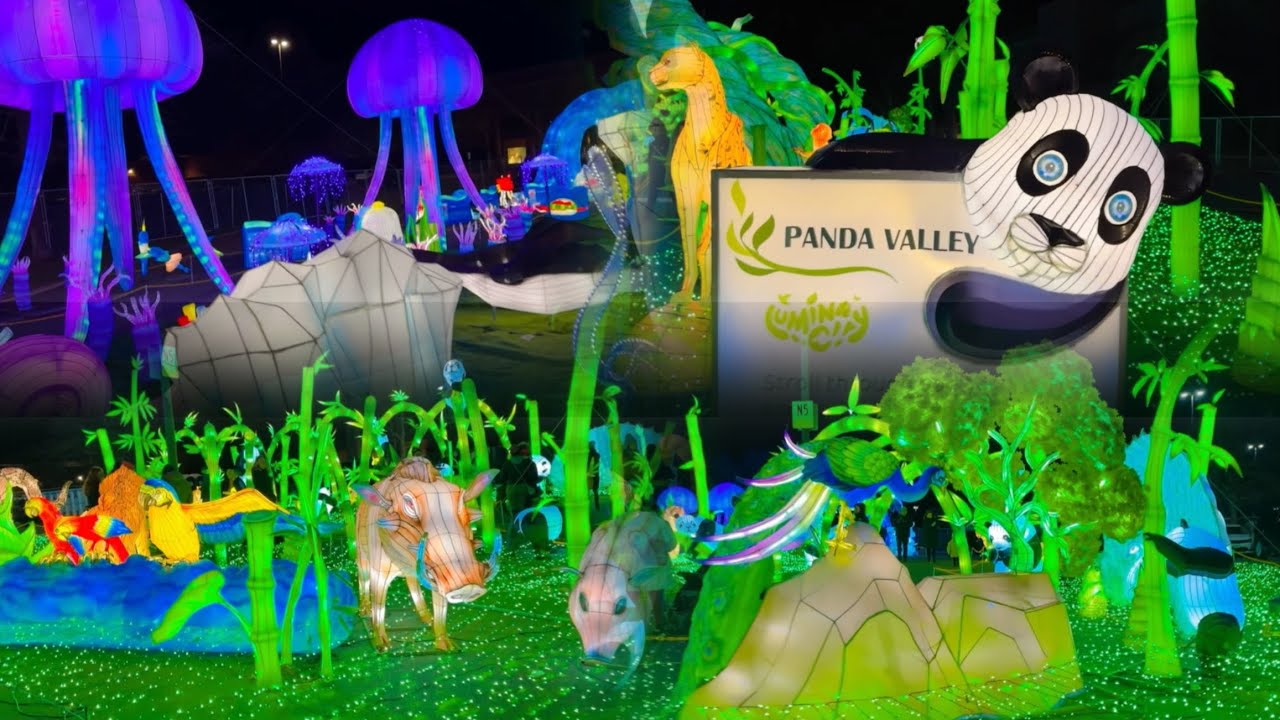 (4K) 🐼🦖🐙🐬LuminoCity Magic Wild Animals & Sea Creatures Amidst American Holiday Lights