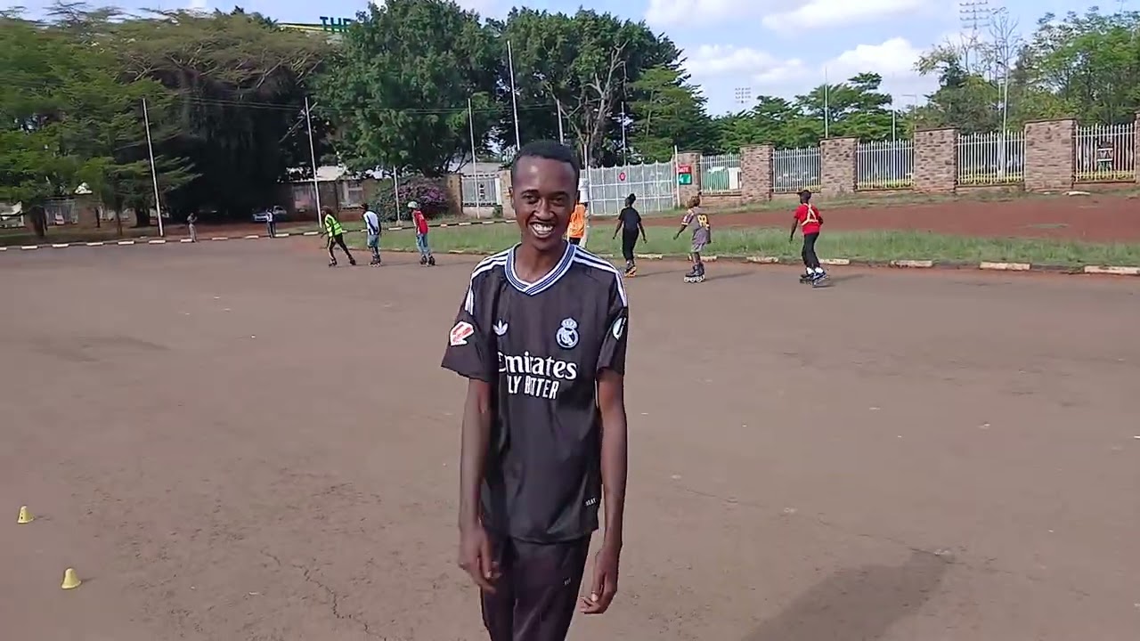 Still scating with passion💯join us at kasarani we scate and  please don't forget to subscribe 😀 
