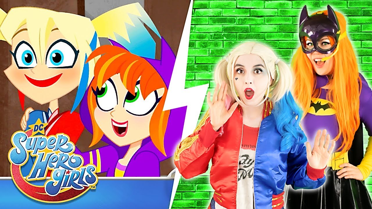 Harley Quinn and Batgirl Watch *DC SUPER HERO GIRLS* | COSPLAYERS React