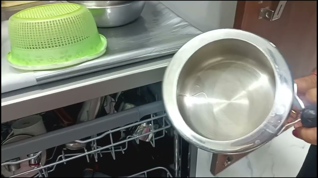 LG14P DFB532FP  DISHWASAR  बार्टन क्लीन कैसे हुए नमक कब डालते हैं #youtubevideo #lgdishwasar #viral