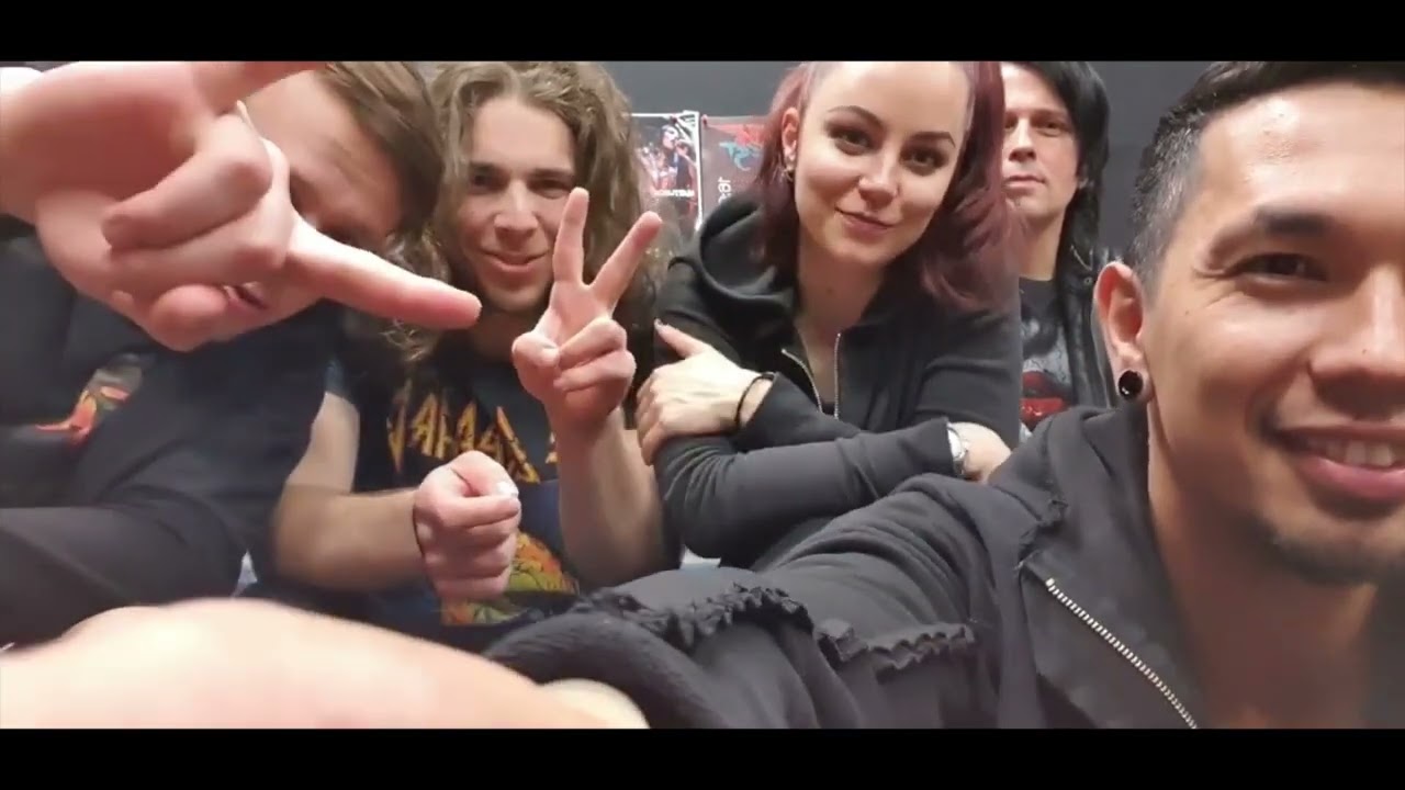 Fictive Marry - Kr&iacute;dla (feat. Roman ROMY Birku&scaron;)