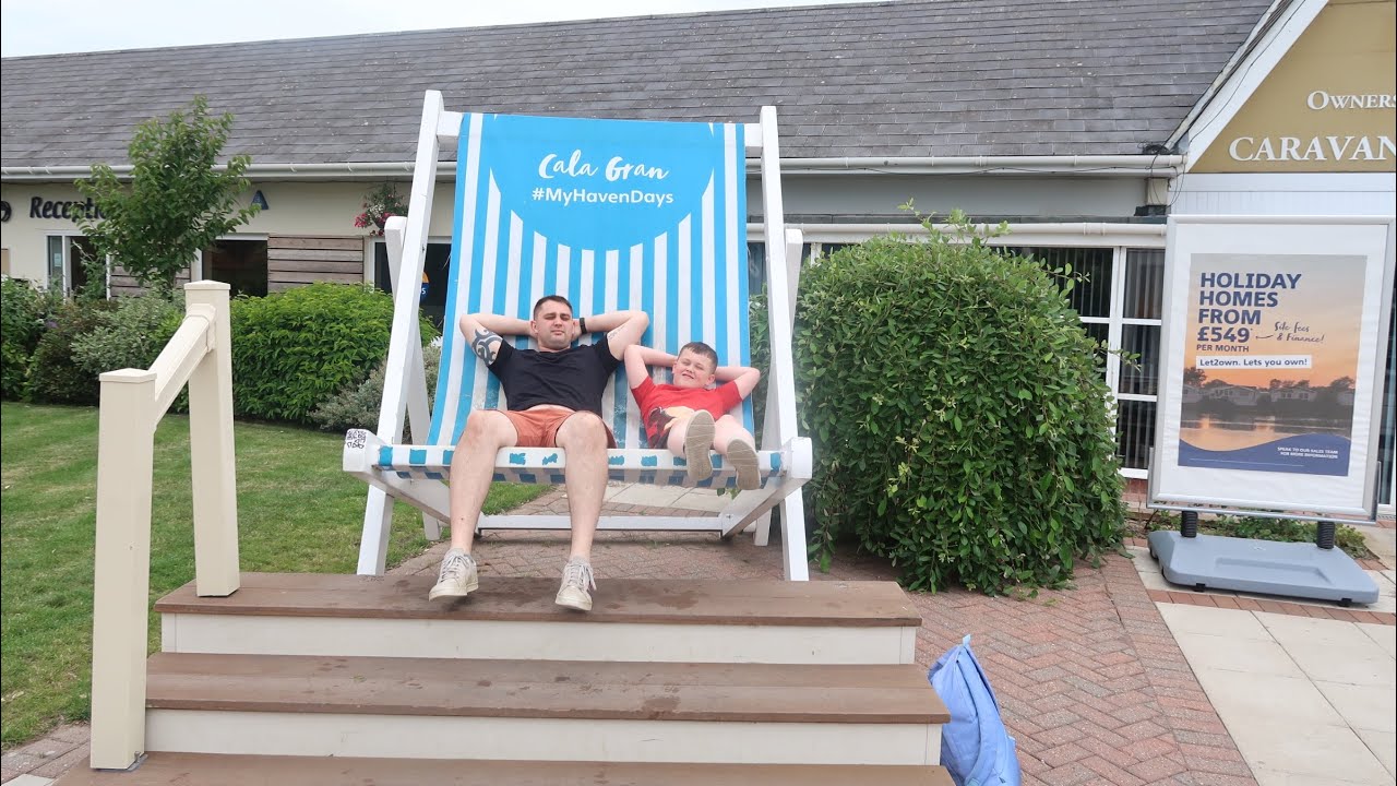 Summer holiday fun at haven Cala gran Blackpool travel day!
