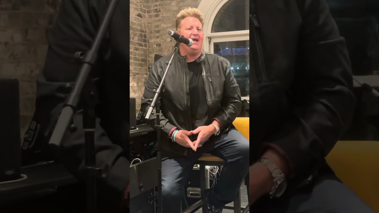 Charles Kelley of Lady A & Gary LeVox of Rascal Flatts encore: “What Hurts The Most”1