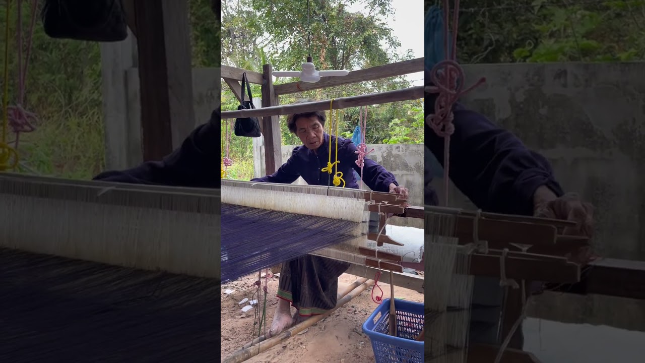 การทอผ้าไหมของยายเข็มพร บ้านโคกยาว ต.ดงดวน  อ.นาดูน  จ.มหาสารคาม