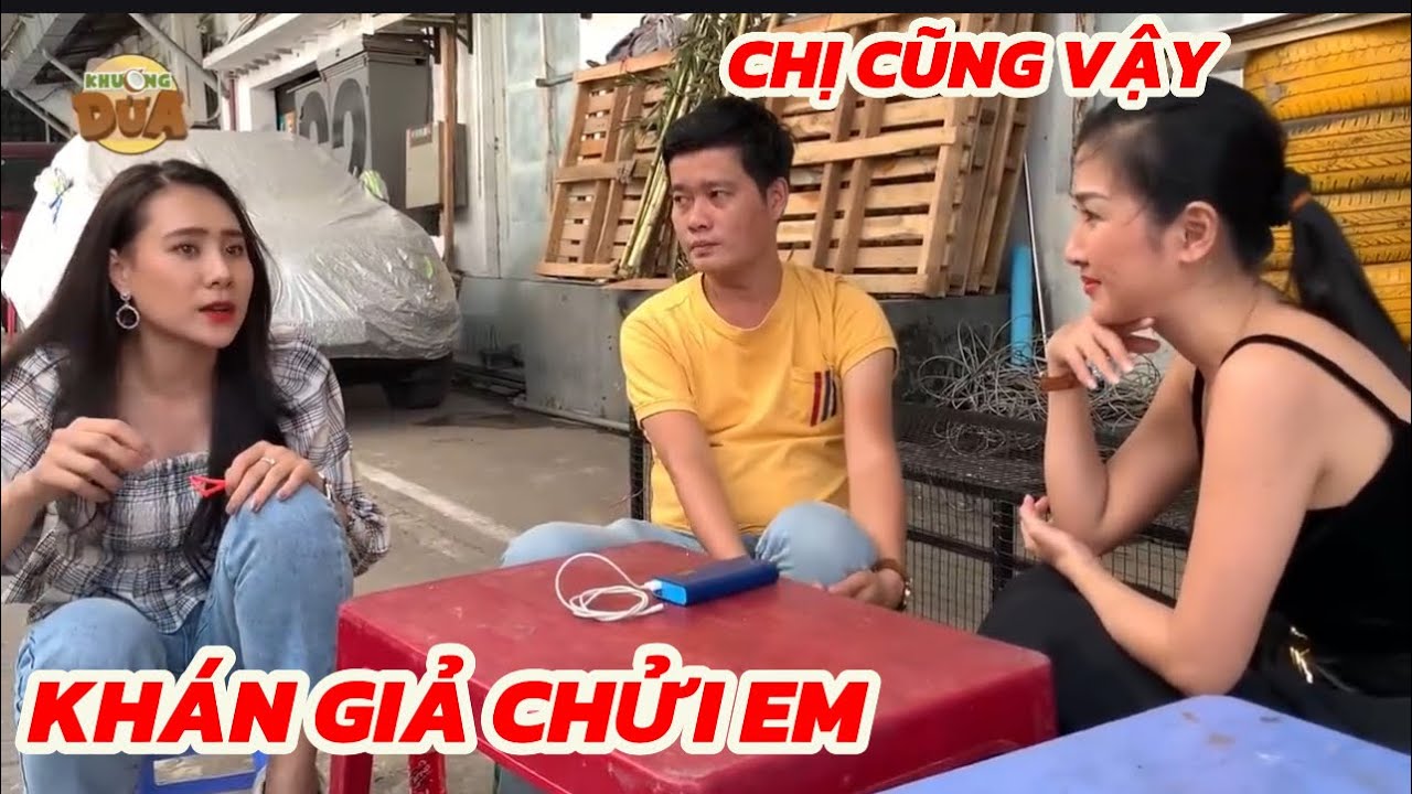 Hồ Bích Trâm Quỳnh Lam bật khóc kể với Khương Dừa “Bị khán giả chửi, còn dọa đánh!”