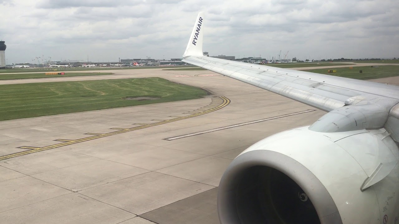 (HD) POWERFUL TakeOff B737-800 Ryanair