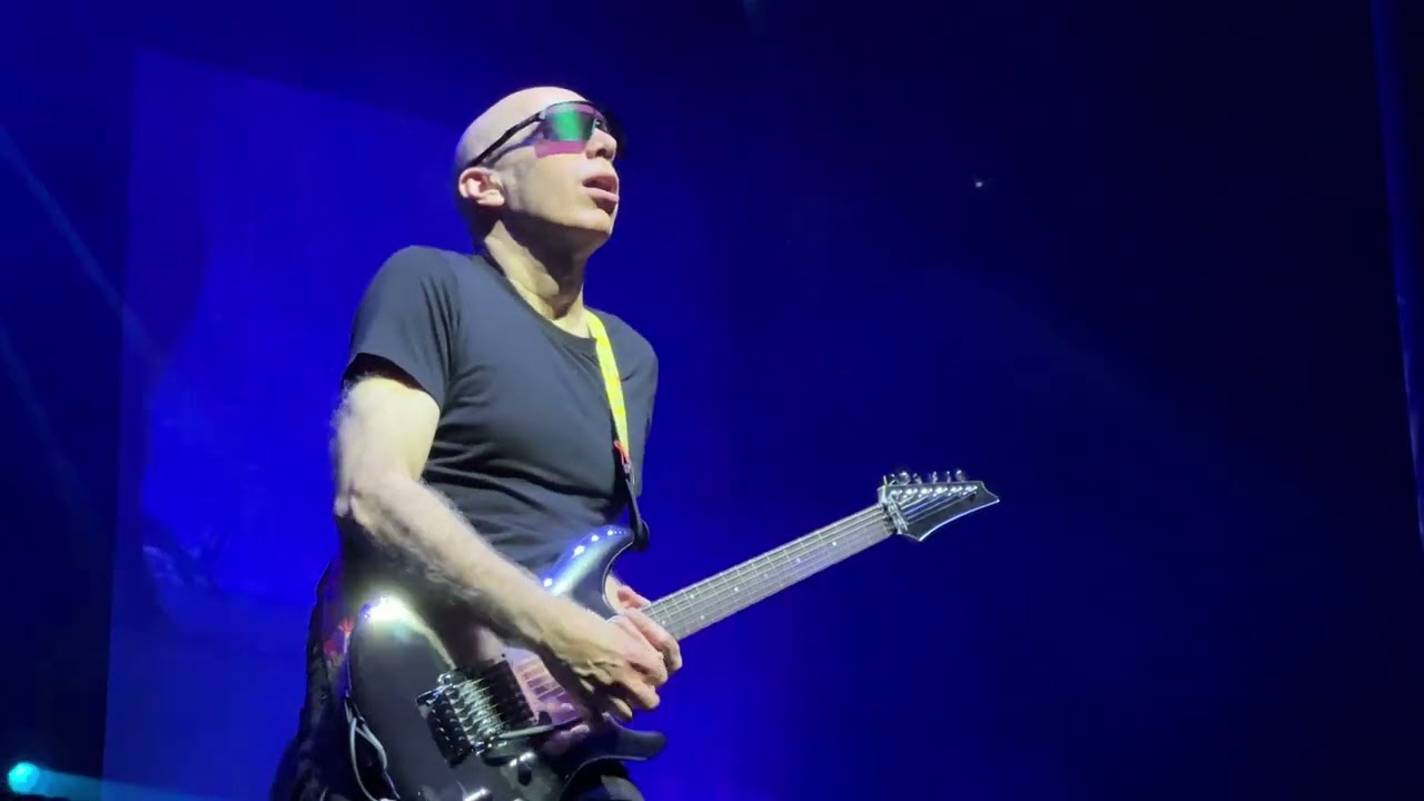 Joe Satriani - Flying in a Blue Dream @ L'Olympia Paris 2023