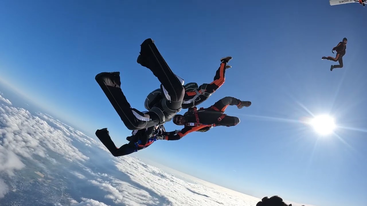 300eme : Saut Hybride