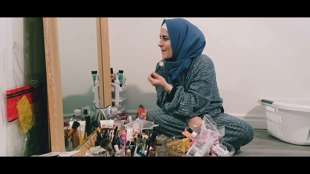 أنا أجعل غرفتي الصغيرة 🙄لطيفة حتى أتمكن أخيرًا من التنفس💖😜🥰🤔write me your opinions ♥️ 