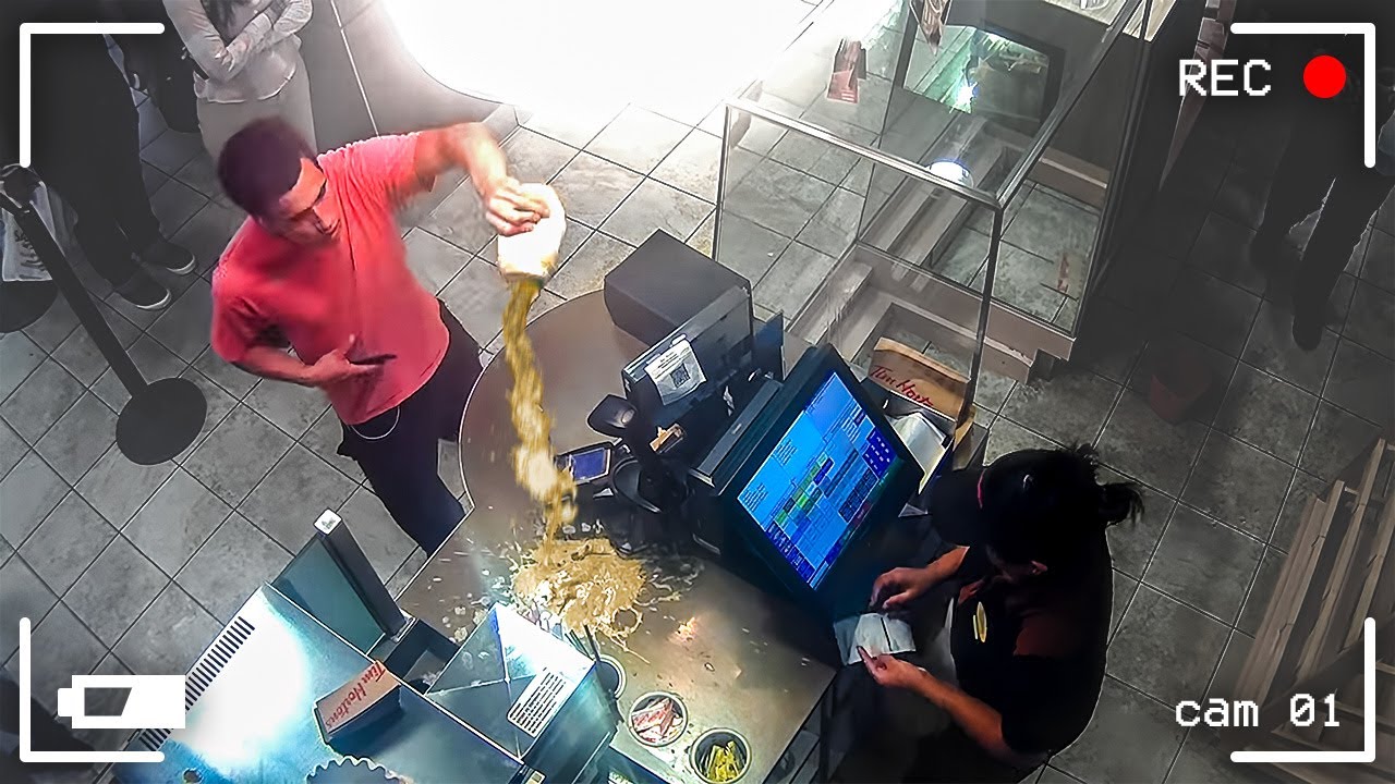 50 MOMENTOS INCRÍVEIS GRAVADOS PELAS CÂMERAS DE VIGILÂNCIA