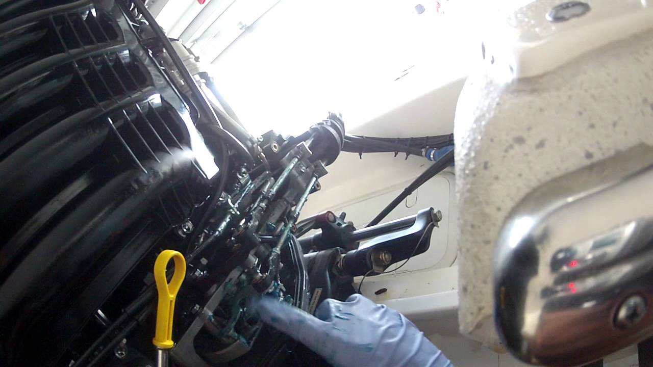 Suzuki Df 150 maintenance part 5 ( grease zerks/ lubrication)