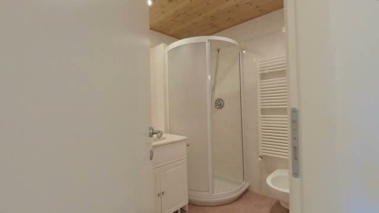 VILLA A COSTERMANO SUL GARDA