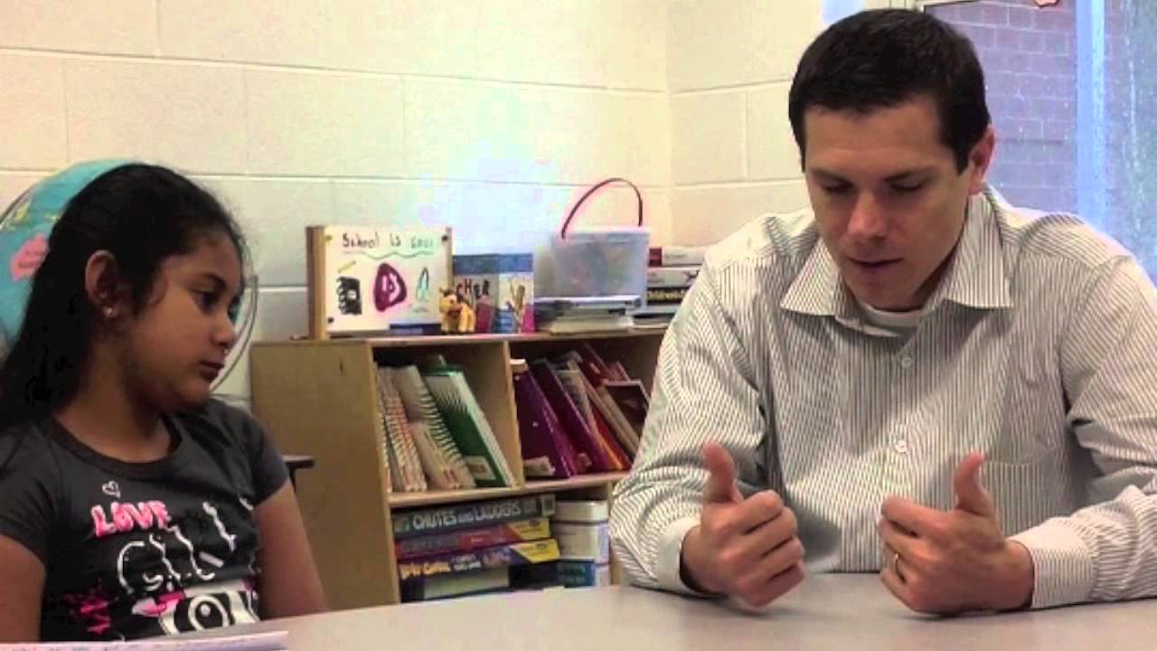 Students research bilingualism