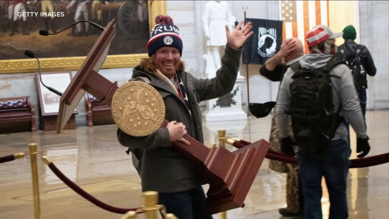 Smiling man carrying Pelosi’s lectern 1 of 6 Florida men linked to U.S. Capitol siege