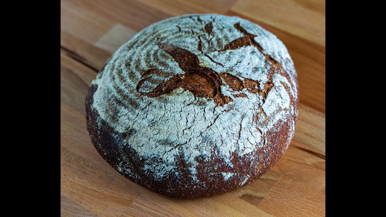 Dinkelvollkornbrot mit zwei Stufen Sauerteig