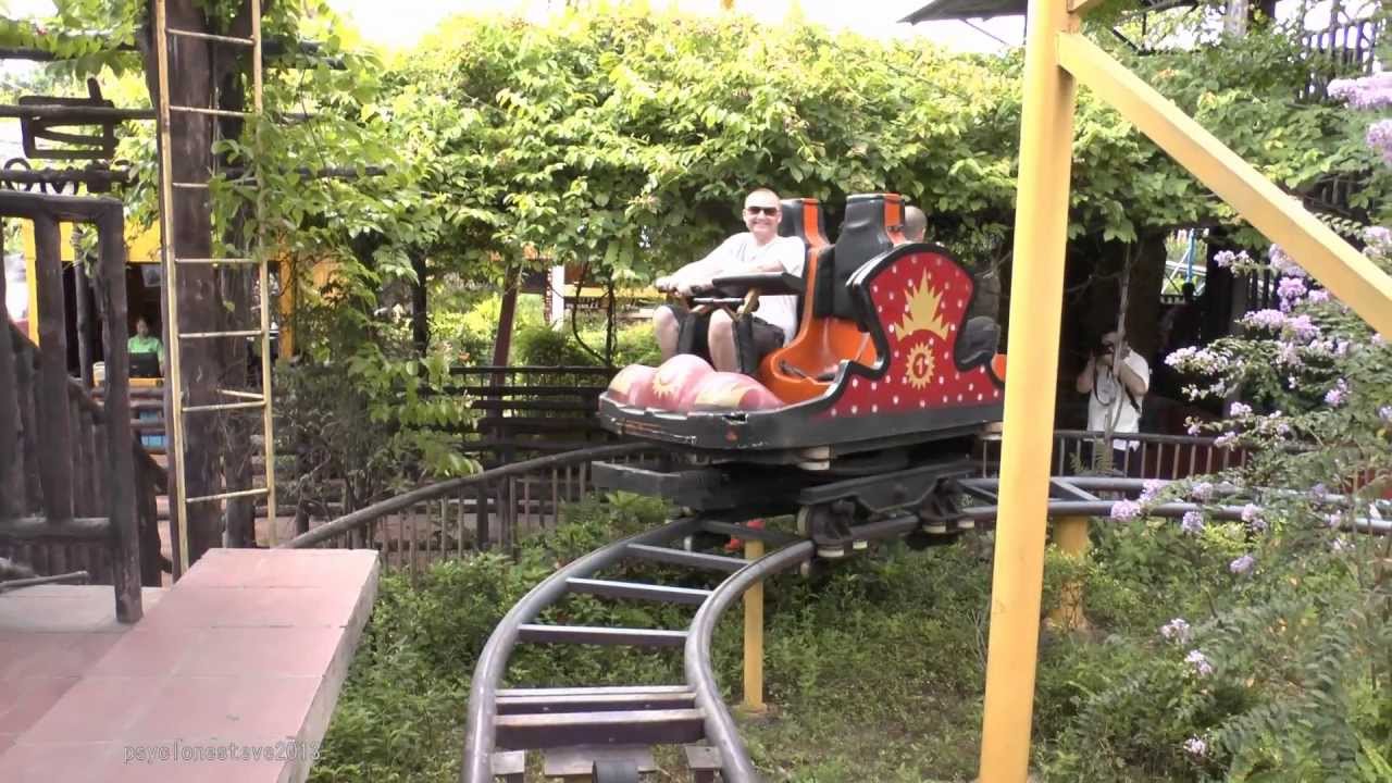 Spinning Coaster, Chuanlord Holiday Manor. BREAKDOWN ! 自旋滑車，鹿休閒度假農莊。擊穿！