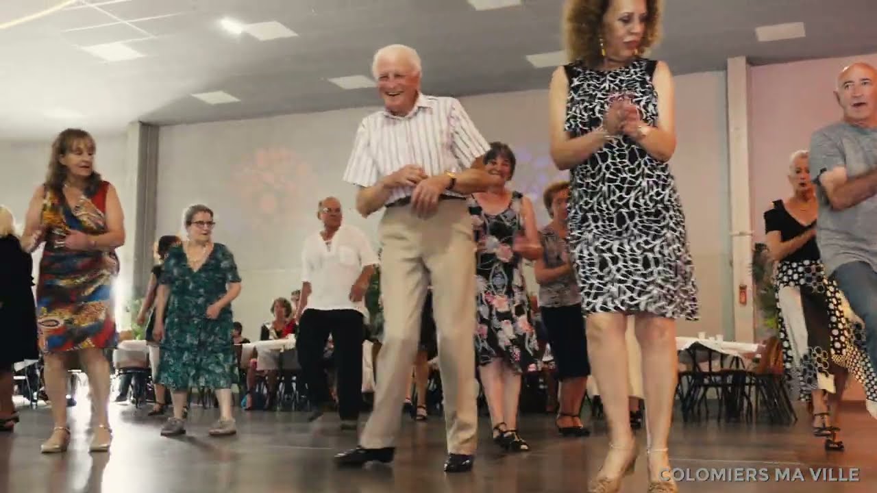 Thé dansant des seniors : toujours la fête !