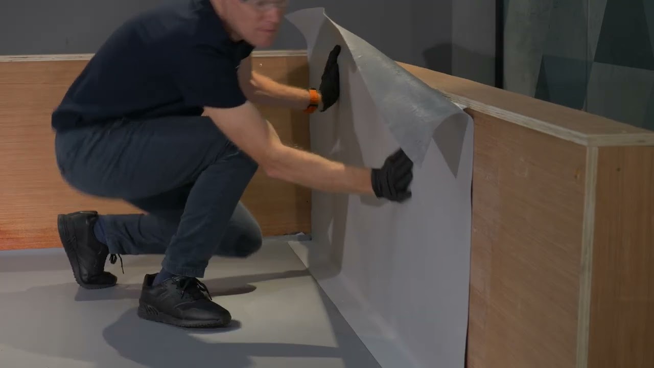 RENOLIT ALKORPLUS 81140 Contact Adhesive : Installation
