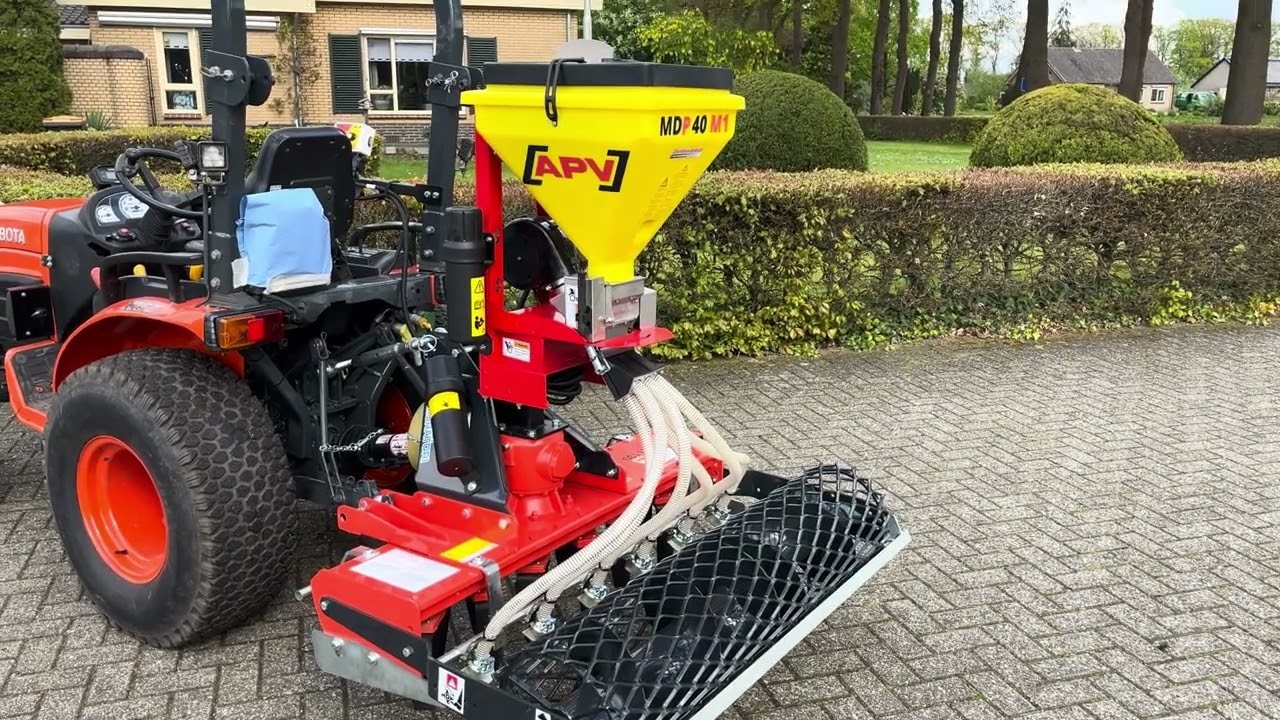 Duteweert Miniwerktuigen presenteert, Muratori rotorkopeg met APV zaaibak