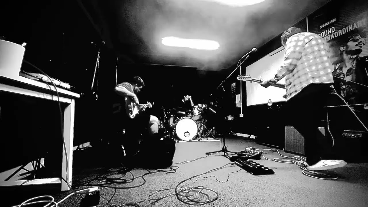 Full Speed - Live at Seaview Studios