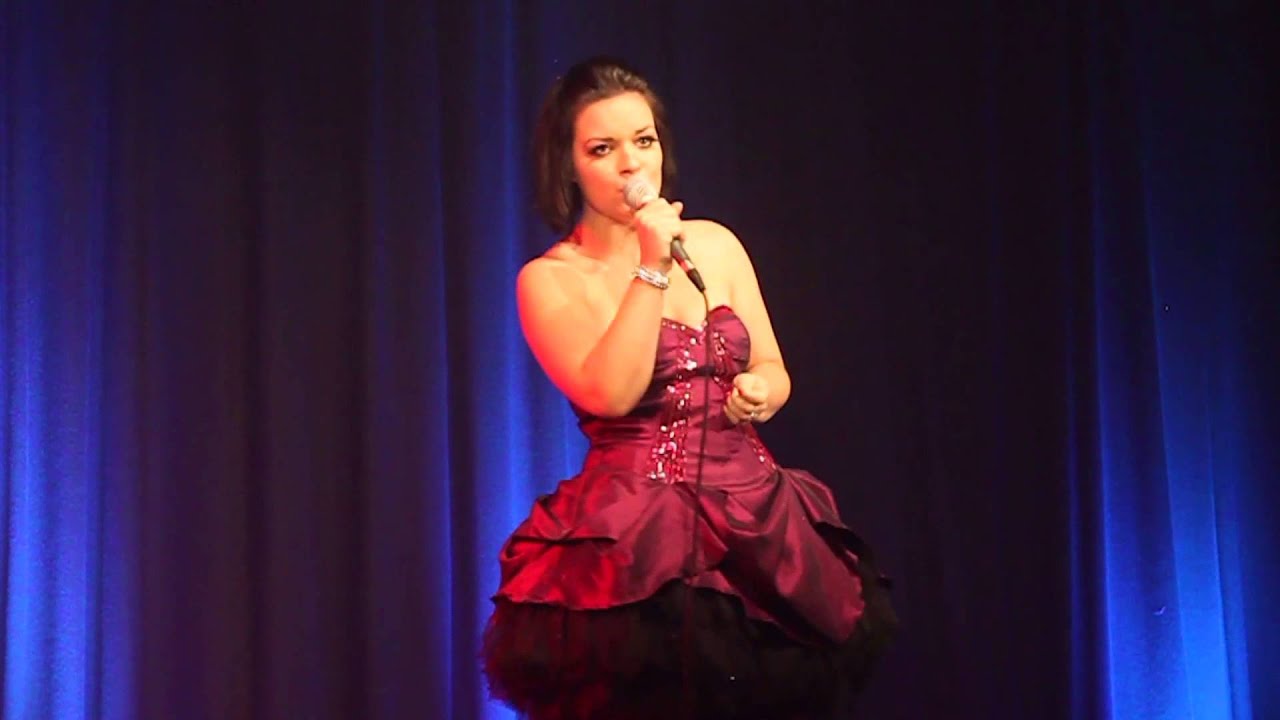 Natalie Nightingale - Midlands Wedding and Corporate Events Singer