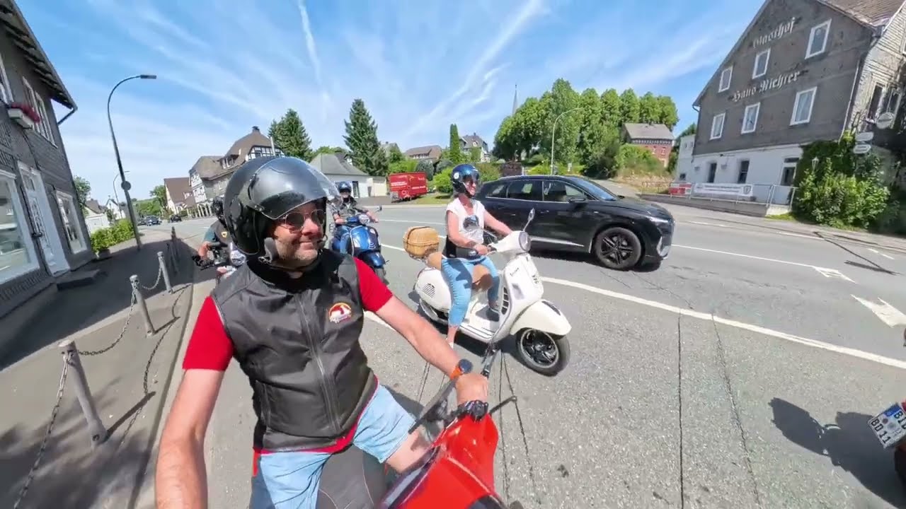 (Rusty Helmets) Vespa Tour durch das Sauerland 2025