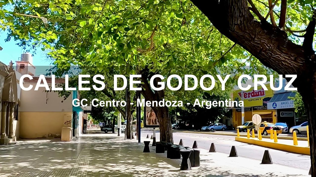 Walking Tour - Calles de Godoy Cruz - Mendoza - Argentina
