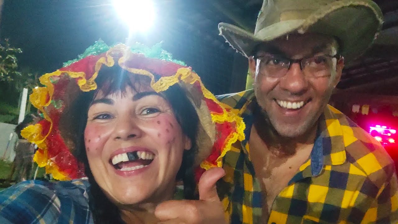 Fomos para a festa junina dos kombeiros