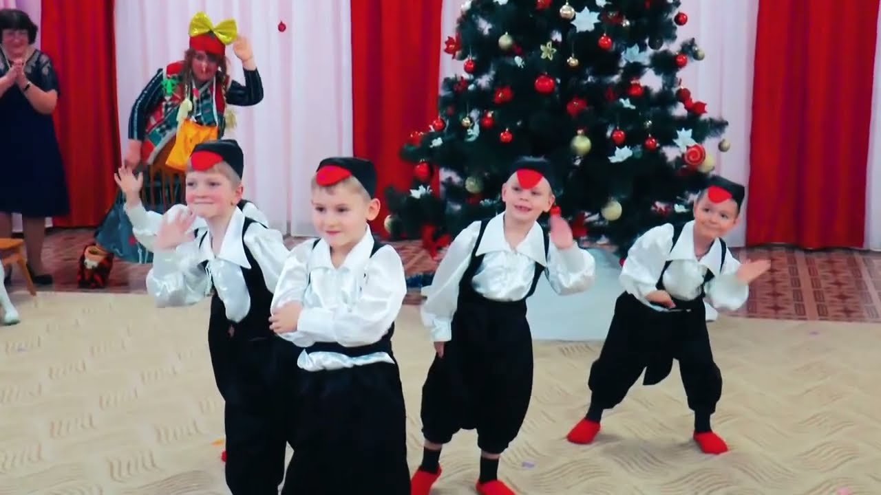 Танец пингвинов (старшая группа)