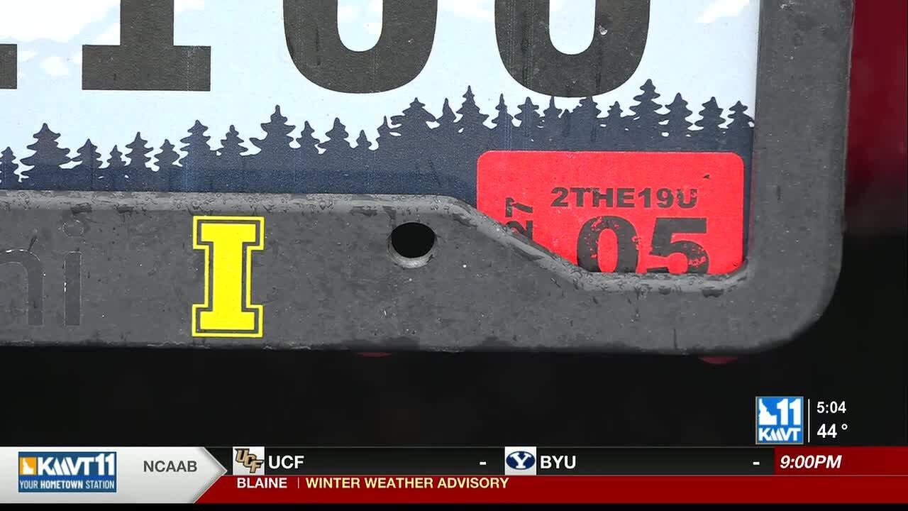 Proposed bill would eliminate vehicle registration stickers