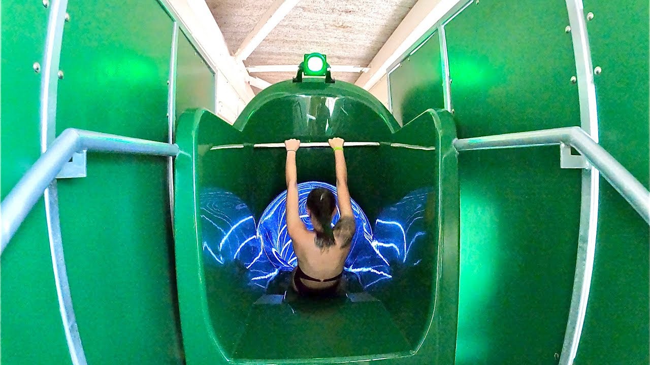 Extreme Hurricane Slide at Lost City Gustavsvik