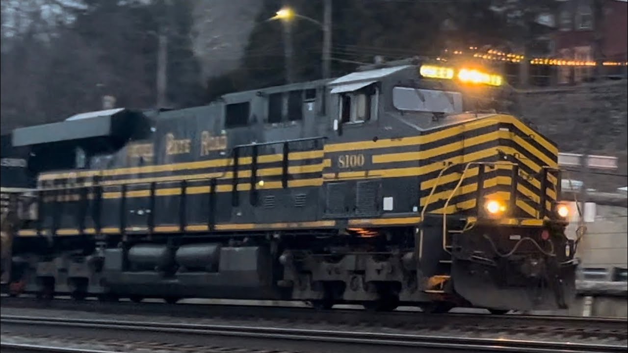 RARE NS GP38-2 LEADS LOCAL, 2 HERITAGE UNITS, RARE GATOR CONTAINER AND MORE….