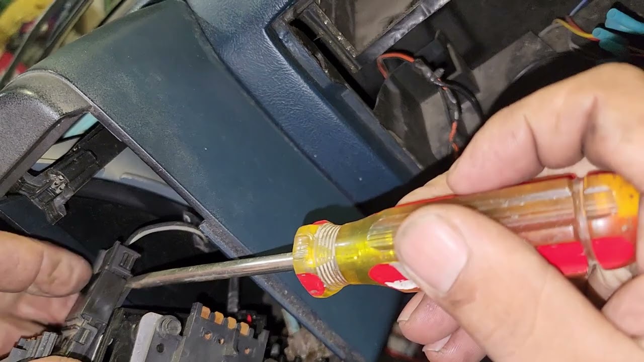 chevy s10 89 removiendo tablero completamente
