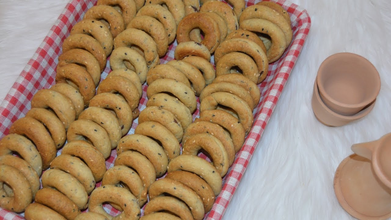كعك العيد الفلسطيني بطريقة كتير طيبة Bracelets cookies with Dates