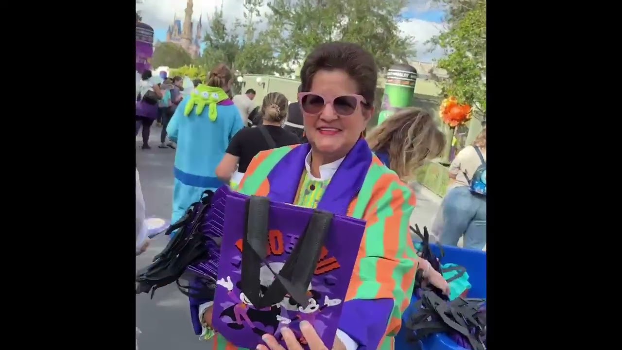 Very long Day/ Disney Halloween Party