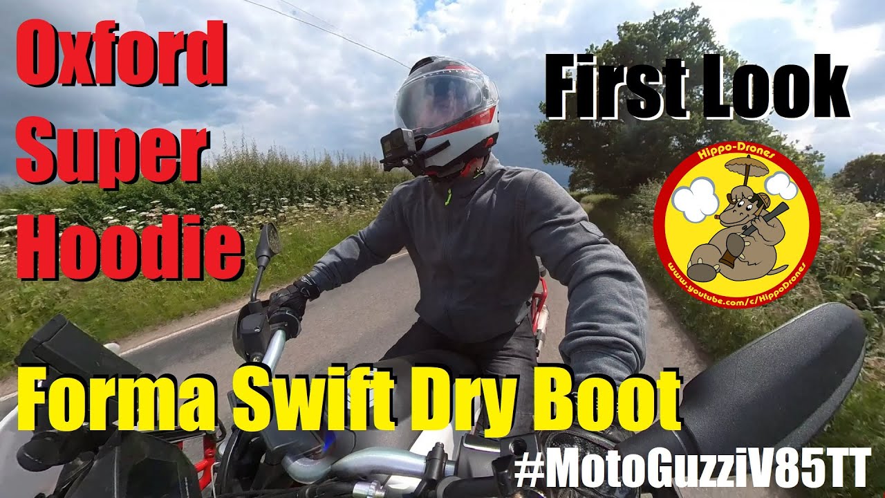 Moto Guzzi V85 TT | Oxford Super Hoodie Top / Forma Swift Dry Boots