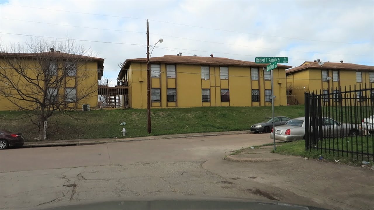 DALLAS TEXAS HOODS IN WINTER