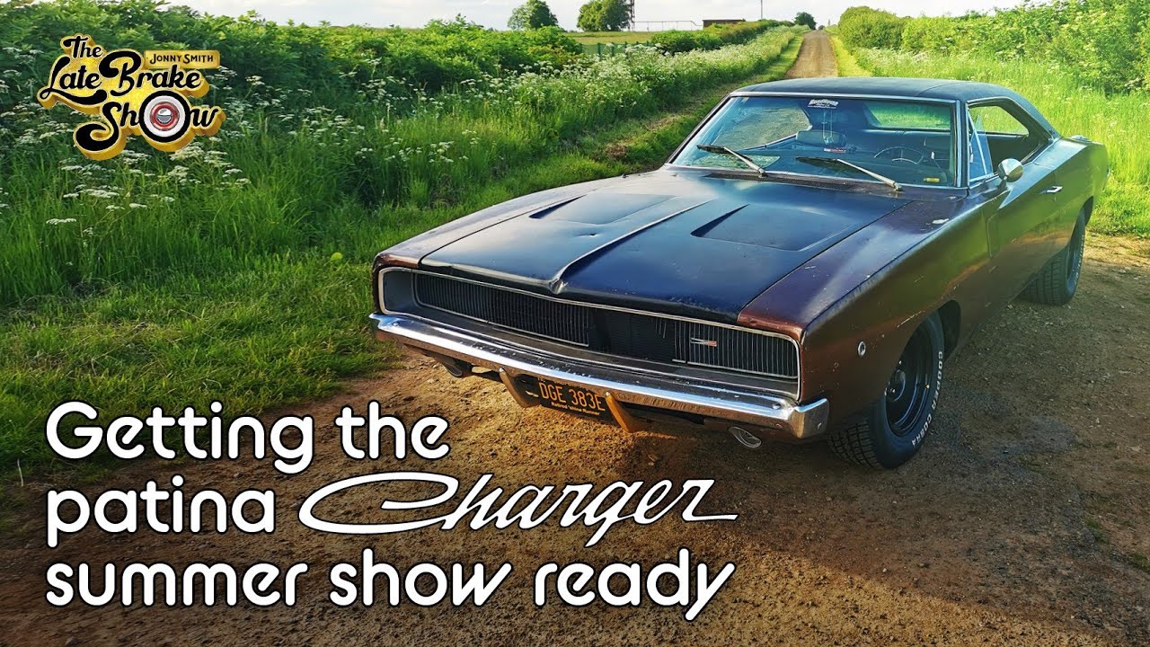 Classic Dodge Charger  4-speed project car ready for British summer.