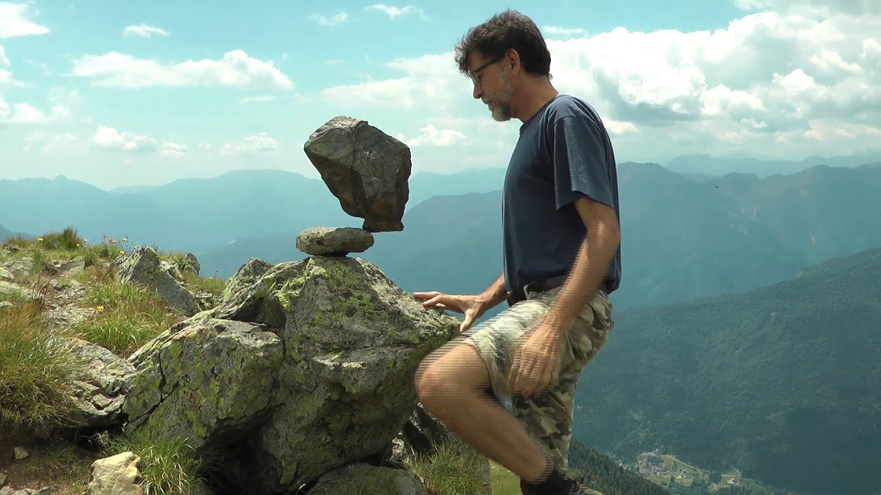 Laboratorio residenziale di stone balancing al Rifugio Chiadinas